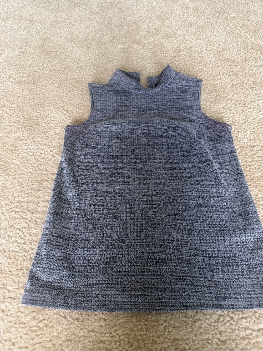 Banana Republic Gray Sleeveless Mock-Neck Knit Top